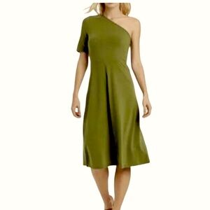 Women's WHO WHAT WEAR One Shoulder Olive Green Midi Dress - Small